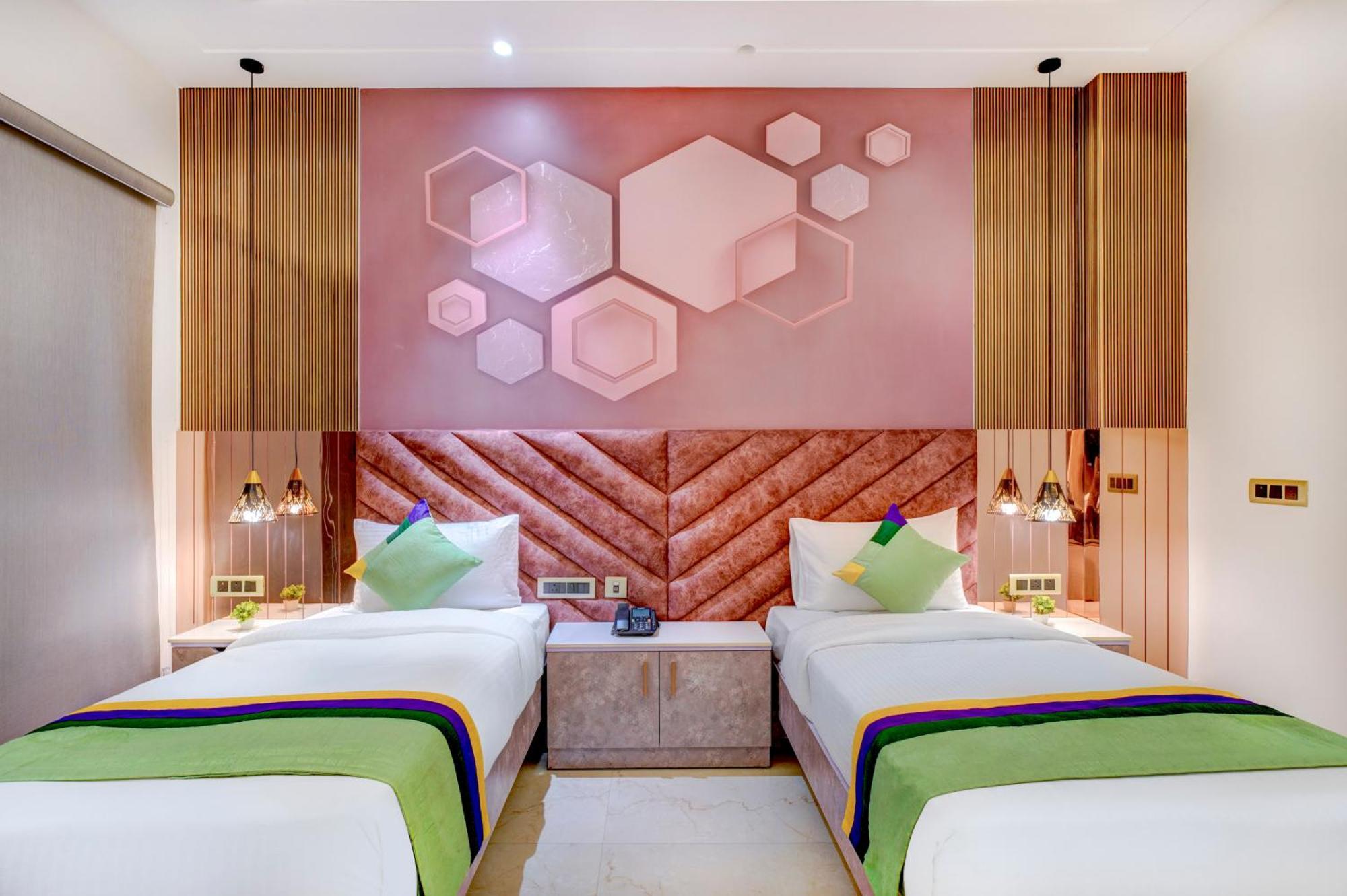 Treebo Corporate Inn Noida Exterior photo
