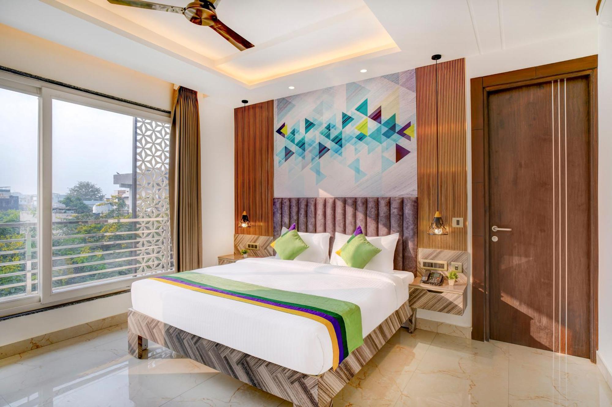 Treebo Corporate Inn Noida Exterior photo