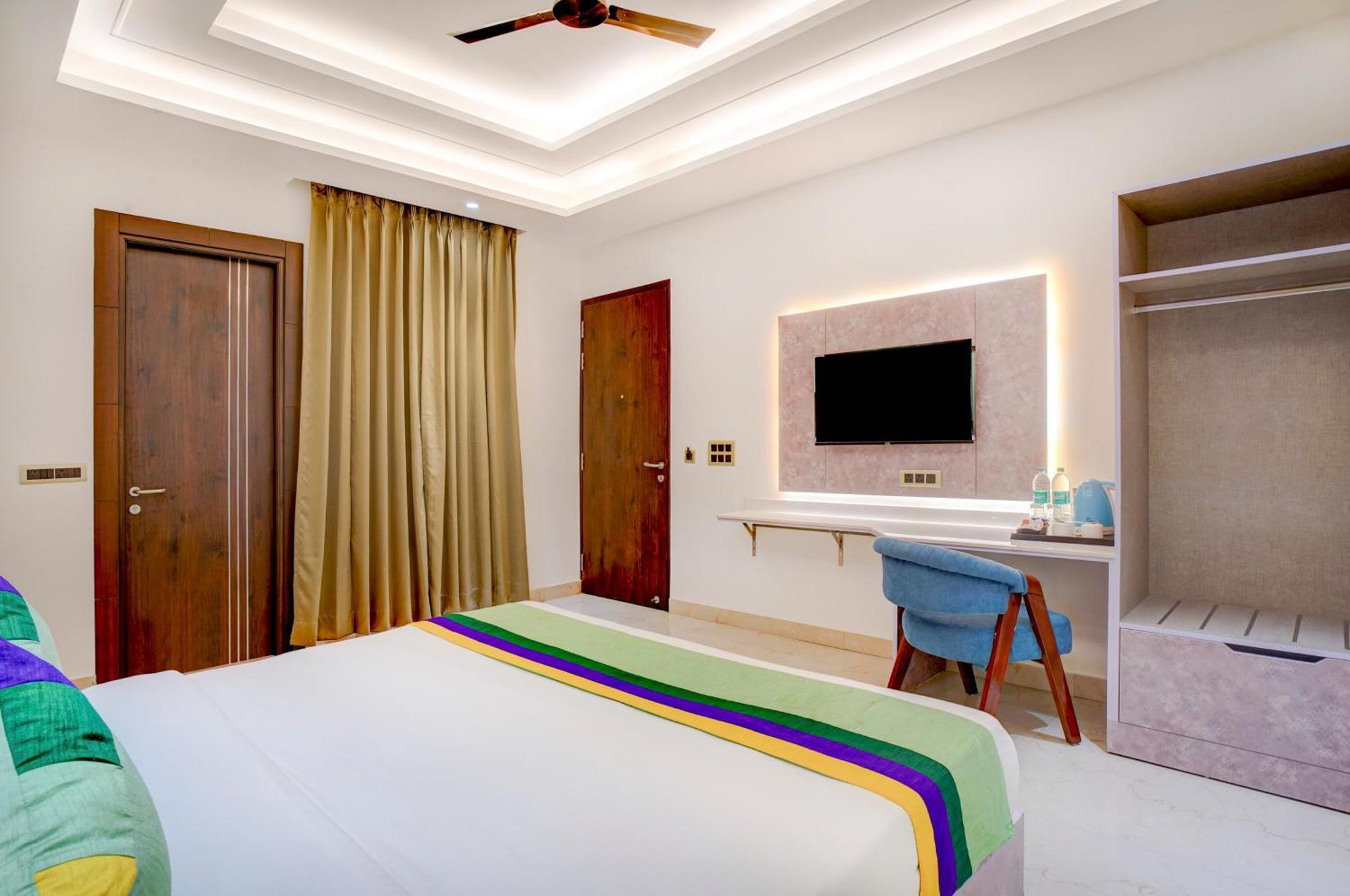 Treebo Corporate Inn Noida Exterior photo